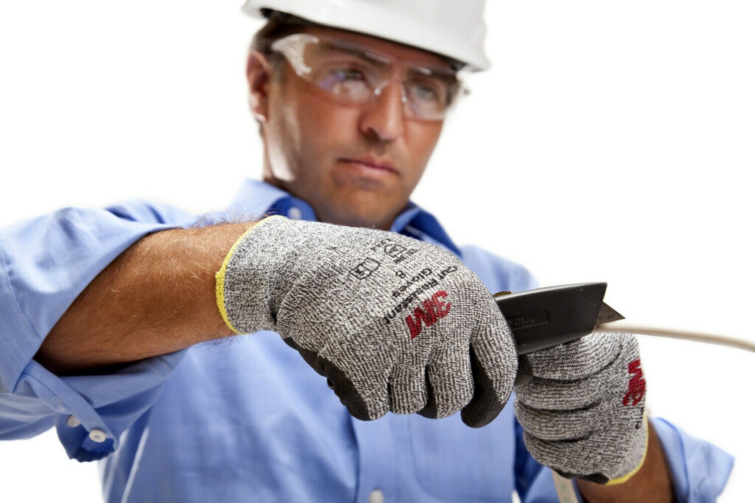 7100097229 - 3M Comfort Grip Gloves, Cut Resistant (ANSI 1), Size Medium, 72 Pair/Case