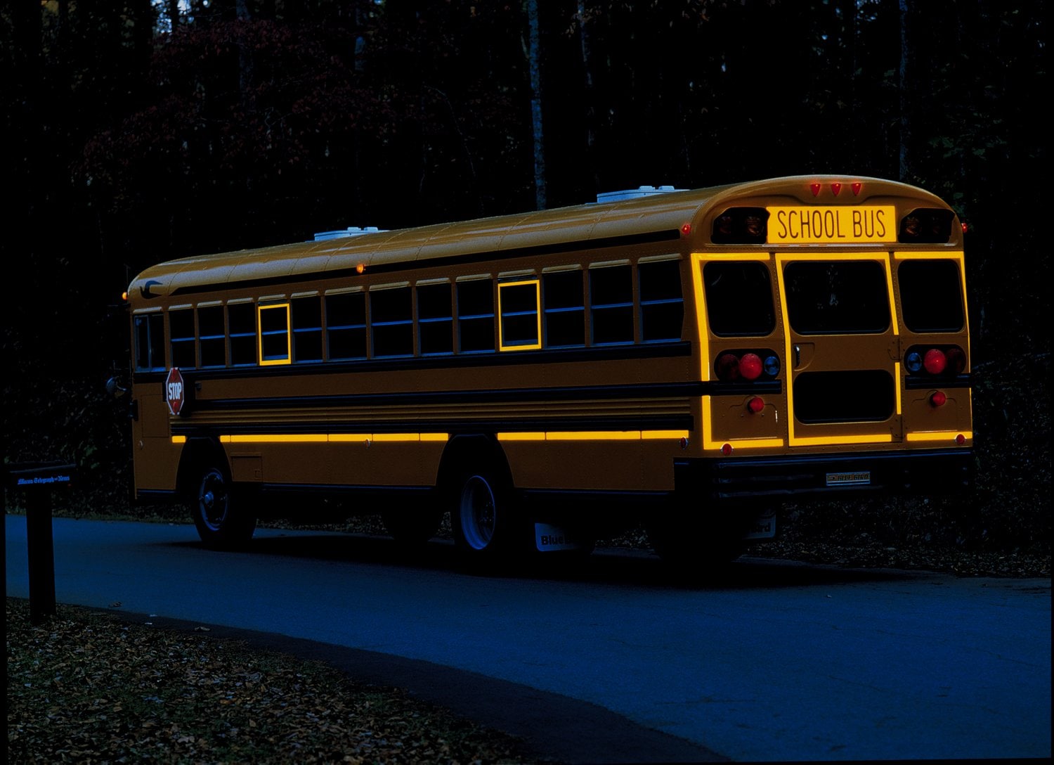 7010389158 - 3M Diamond Grade School Bus Sign SBPFYDG-41 983-21, Fluorescent Yellow
"School Bus", 8.75 in x 36 in