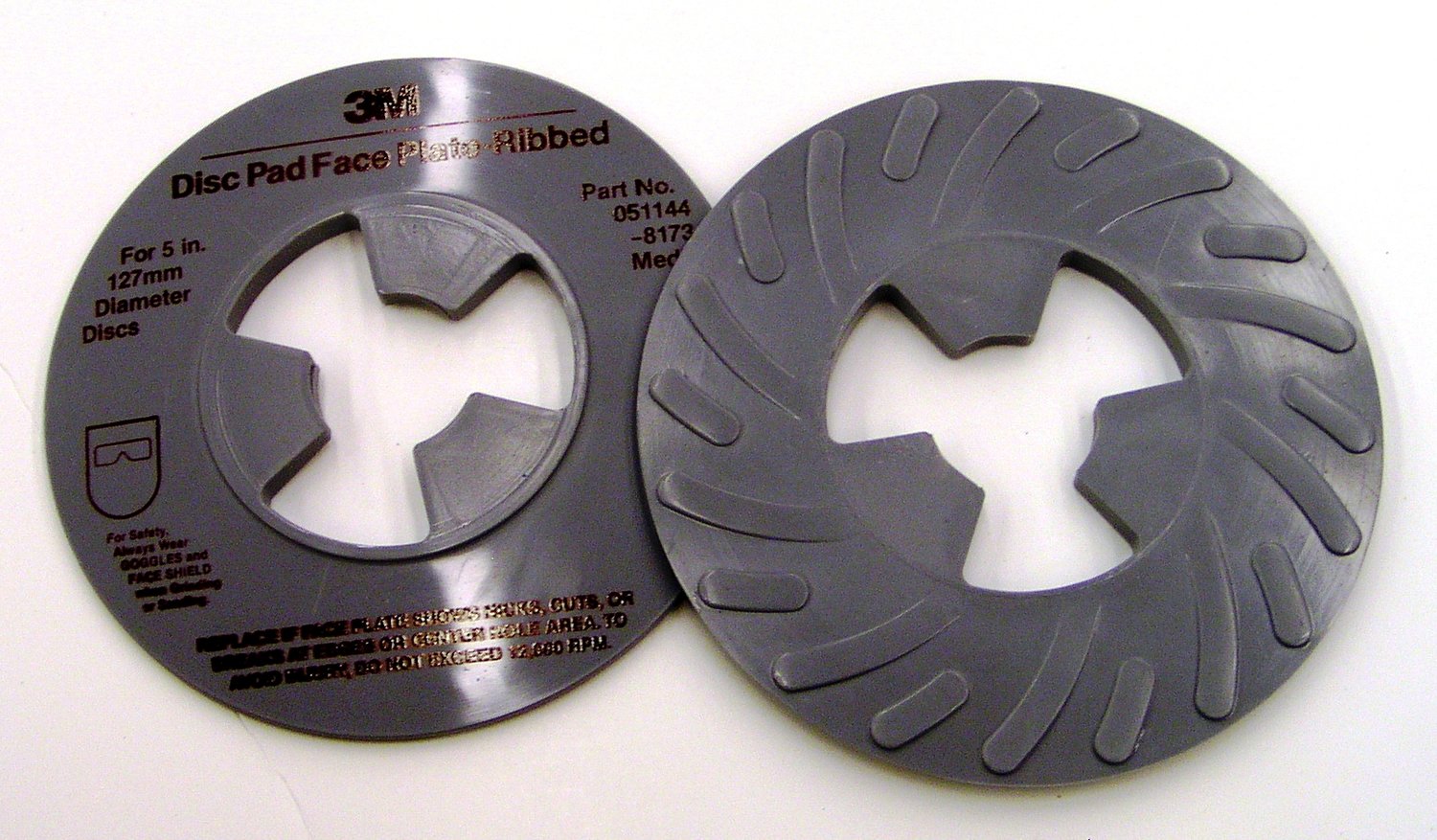 7000120516 - 3M Disc Pad Face Plate Ribbed 81734, 5 in Medium Gray, 10 ea/Case