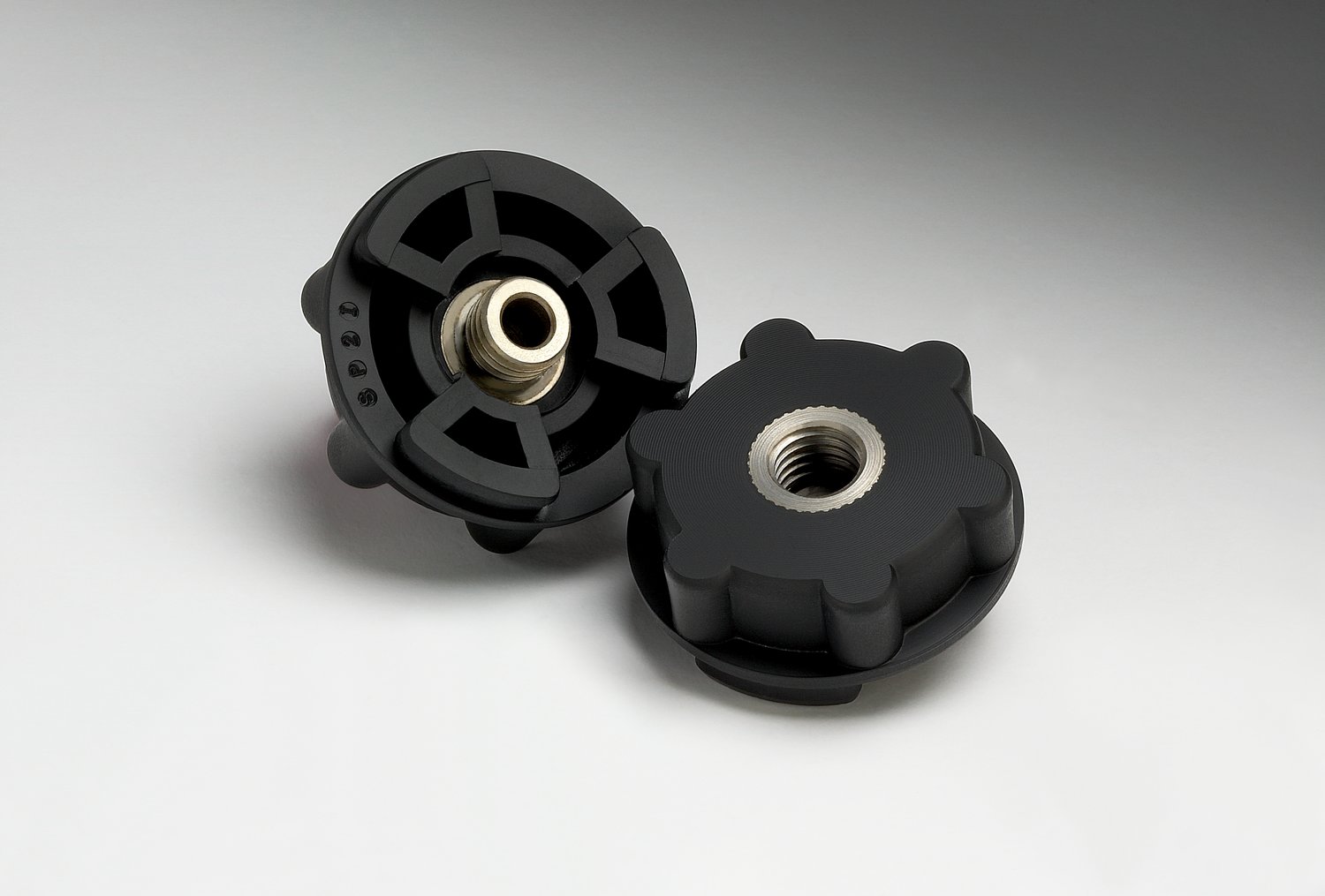 7000120459 - 3M Disc Pad Hub 88743, 2-1/2 in x 5/8 in-11 Internal For Short Shaft Tool, 10 ea/Case