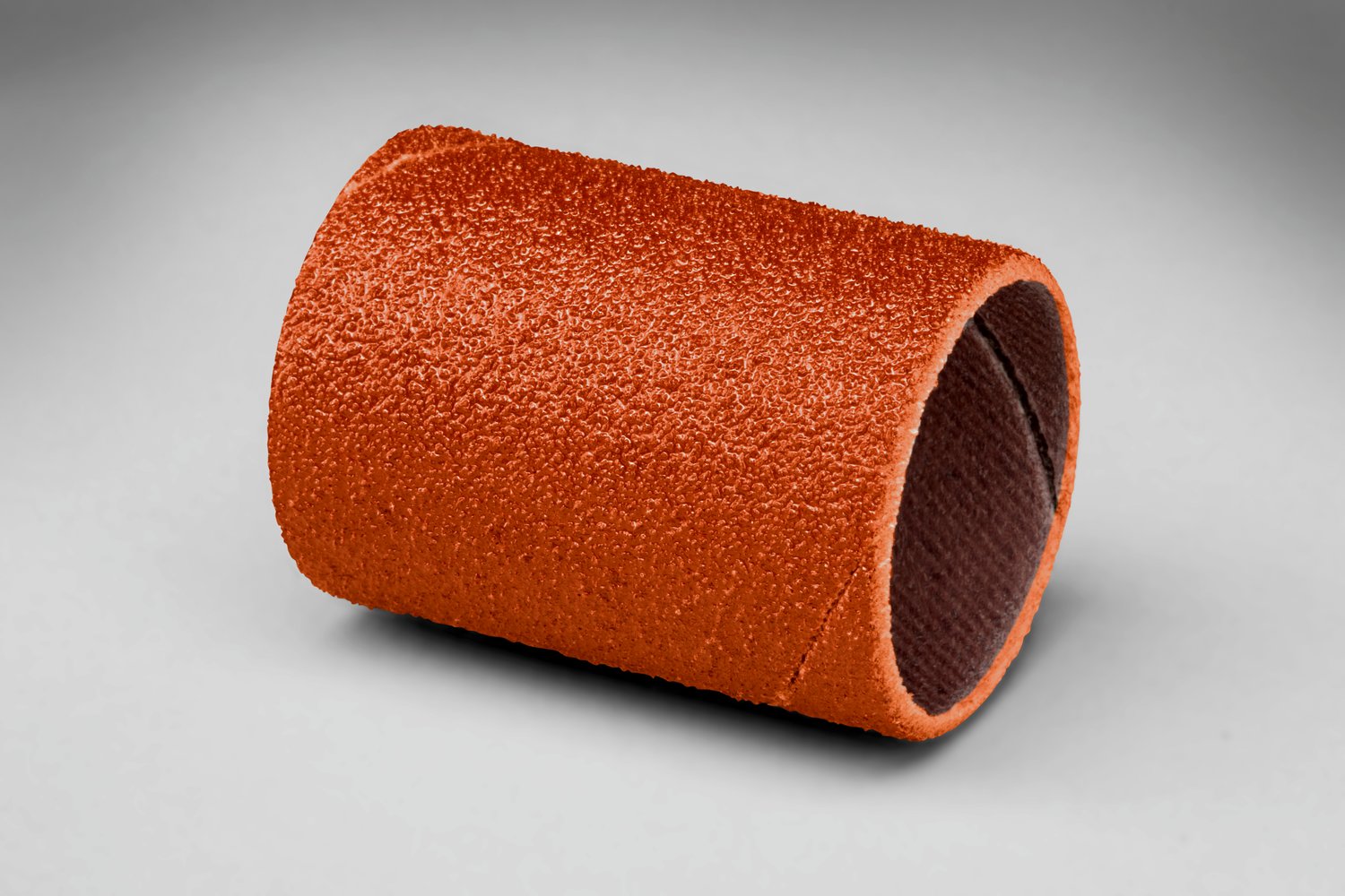 7010308202 - 3M Cloth Spiral Band 747D, 1/2 in x 1-1/2 in 80 X-weight, 100 ea/Case
