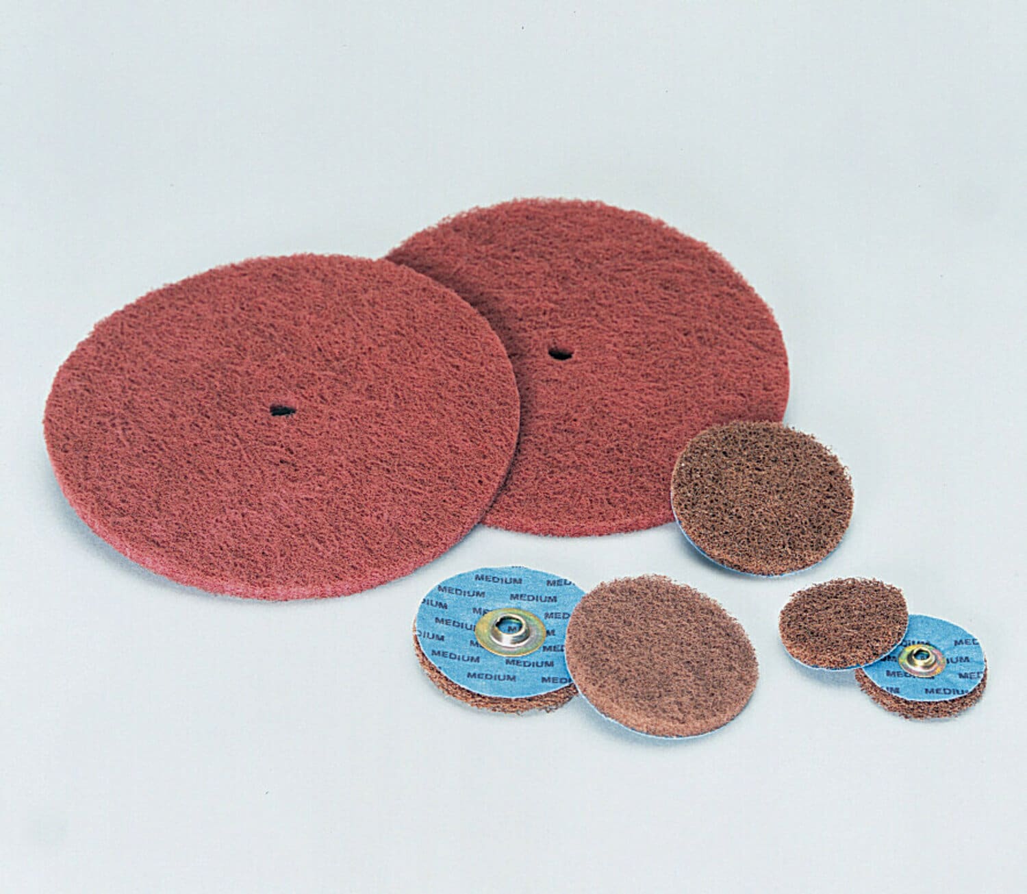 7000046989 - Standard Abrasives Quick Change Buff and Blend GP Disc, 810411, A/O Coarse, TR, Maroon, 3 in, Die Q300V, 25/Carton, 250 ea/Case
