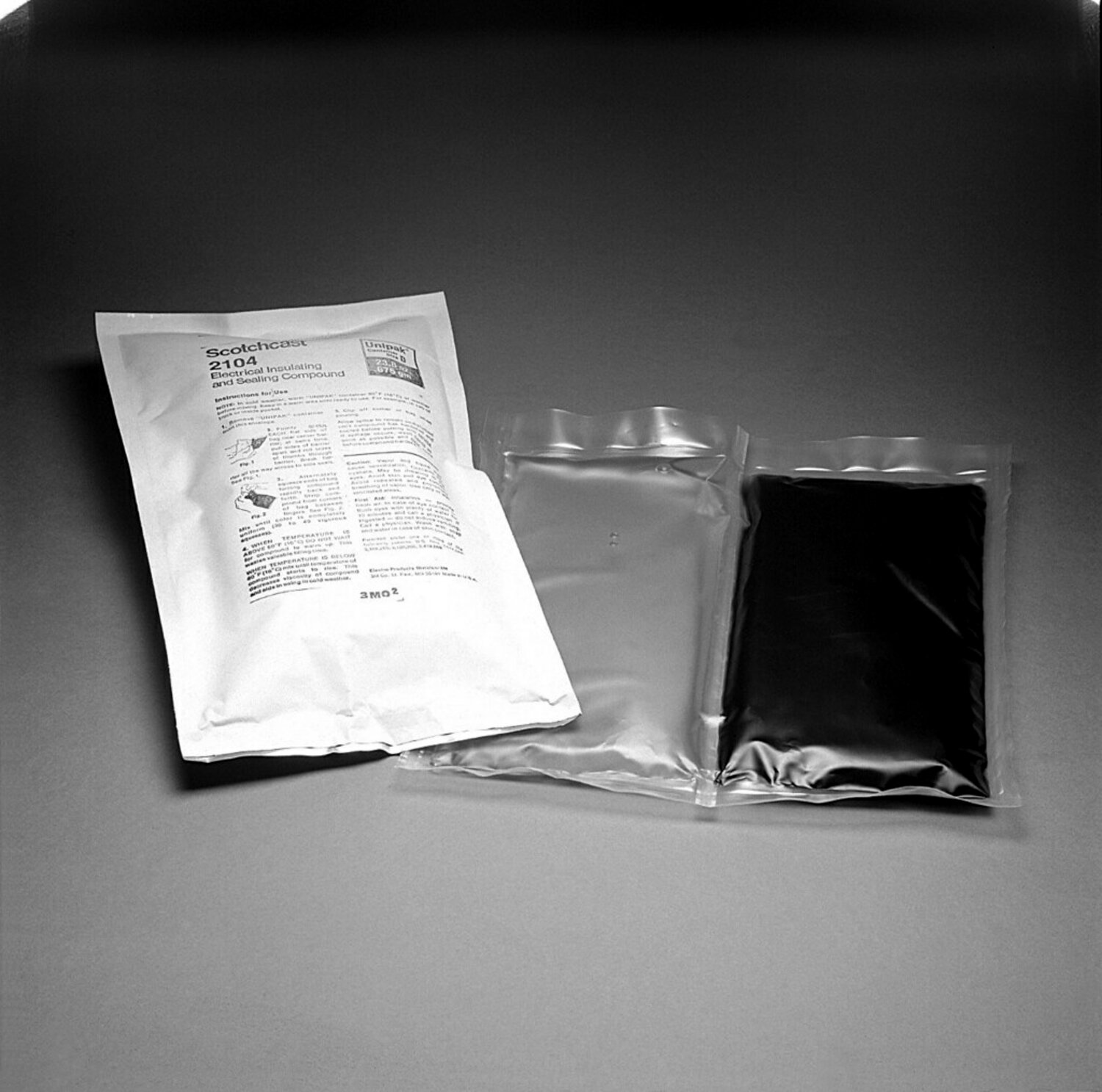 7100029214 - 3M Scotchcast Electrical Insulating and Sealing Compound 2104C, 14.82 oz, 10 /Case