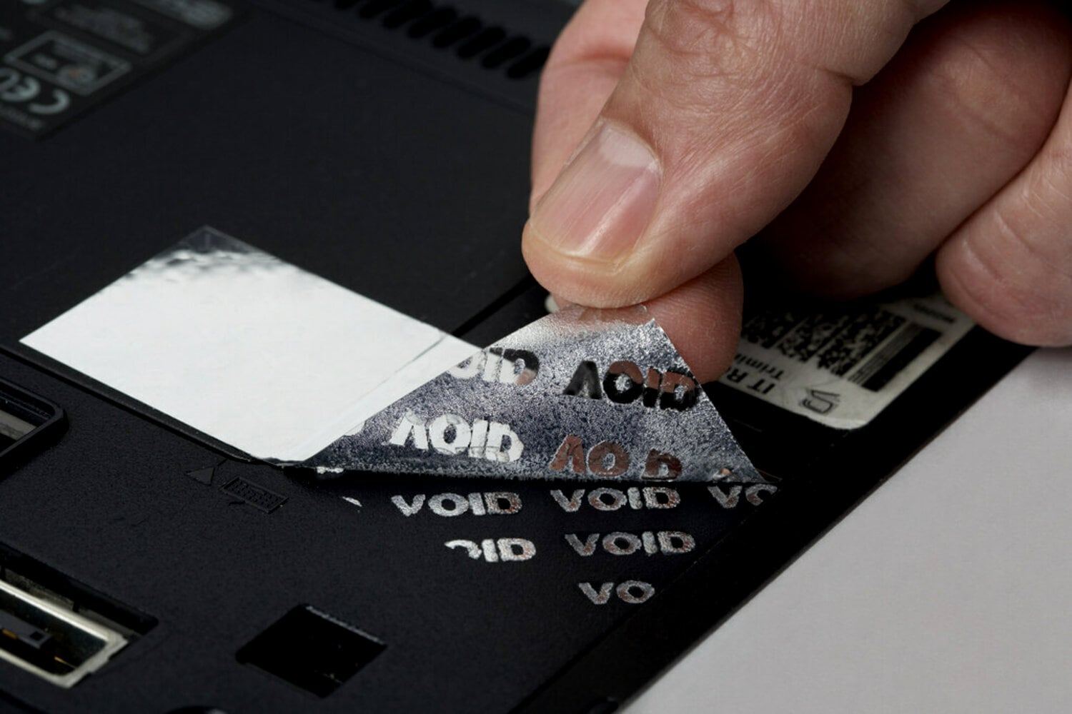 7100132883 - 3M Tamper Evident Label Material 7935, White Void Polyester Gloss, Sheet, Config