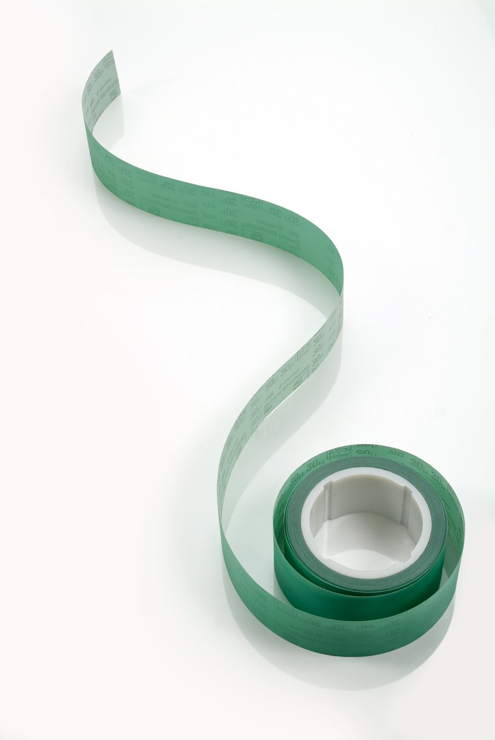 7100186917 - 3M Diamond Microfinishing Film Roll 675L, 9 Mic 5MIL, Light Green, 1 in x 25 ft x 3 in (25.4mmx7.5m), Plastic Core, ASO