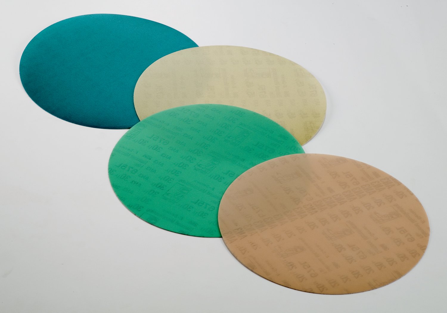 7010509626 - 3M Hookit Diamond Microfinishing Film Disc 675L, 30 Mic 5MIL, Green, 4 in x 1/2 in, Die 400R
