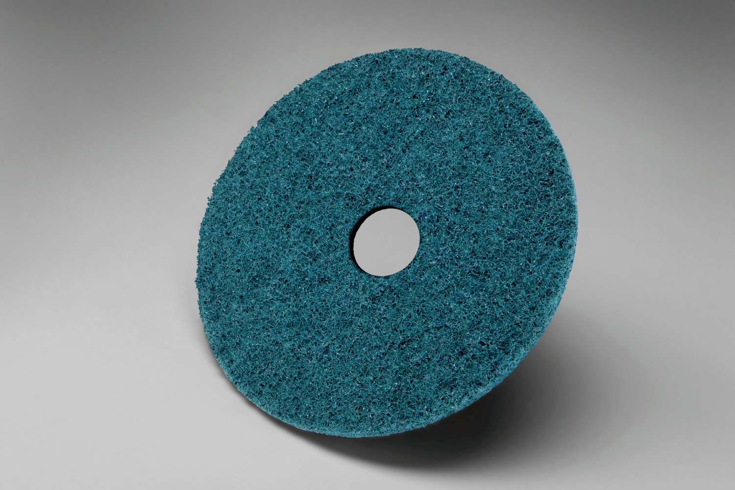 7100028390 - Scotch-Brite Surface Conditioning Disc, SC-DH, A/O Very Fine, 5 in x 7/8 in, 50 ea/Case