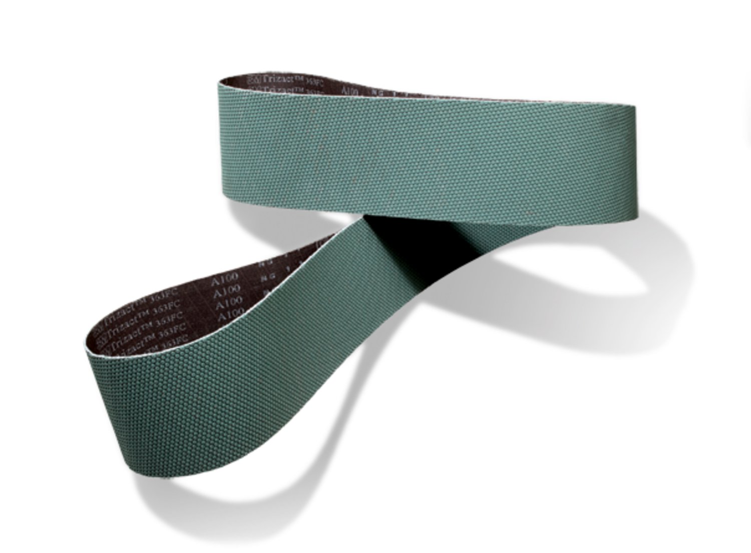 7010515815 - 3M Trizact Cloth Belt 363FC, A160 YF-weight, 2-3/4 in x 160 in, Film-lok, Full-flex