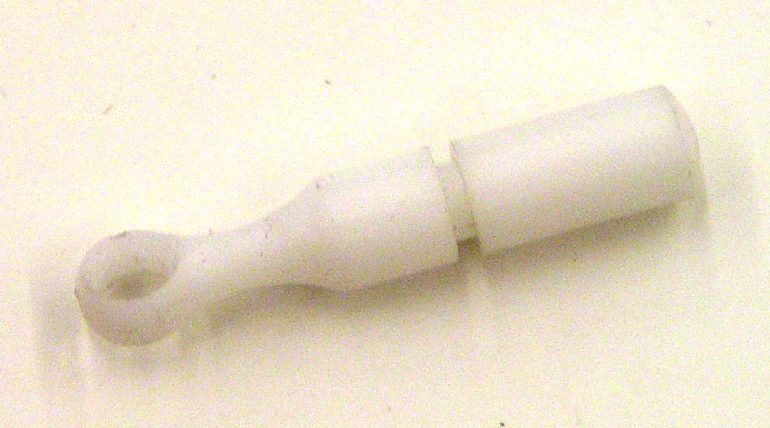 7000119399 - 3M Valve Stem 30647