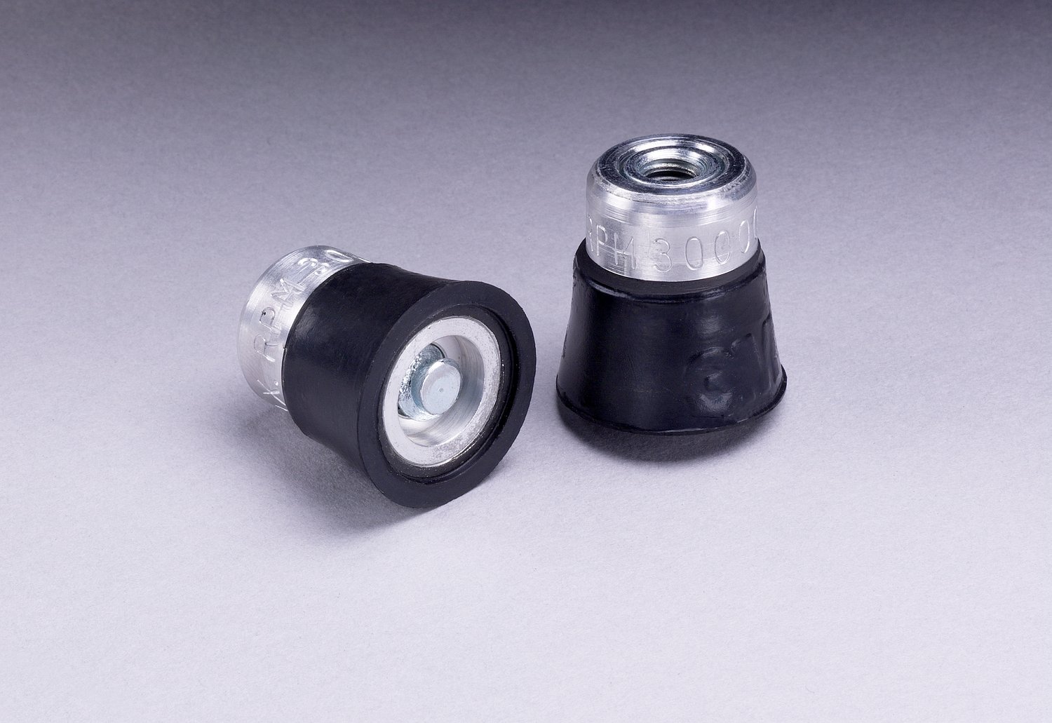 7100038755 - 3M Roloc Disc Pad TS and TSM 77724, Medium 1 in 1/4-20 Internal, 5 ea/Case
