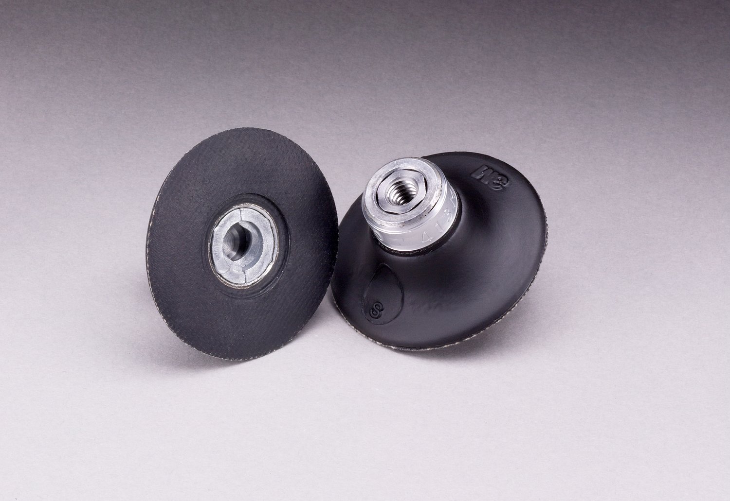 7000045278 - 3M Roloc Disc Pad TR 45094, Soft 2 in 1/4-20 Internal, 5 ea/Case