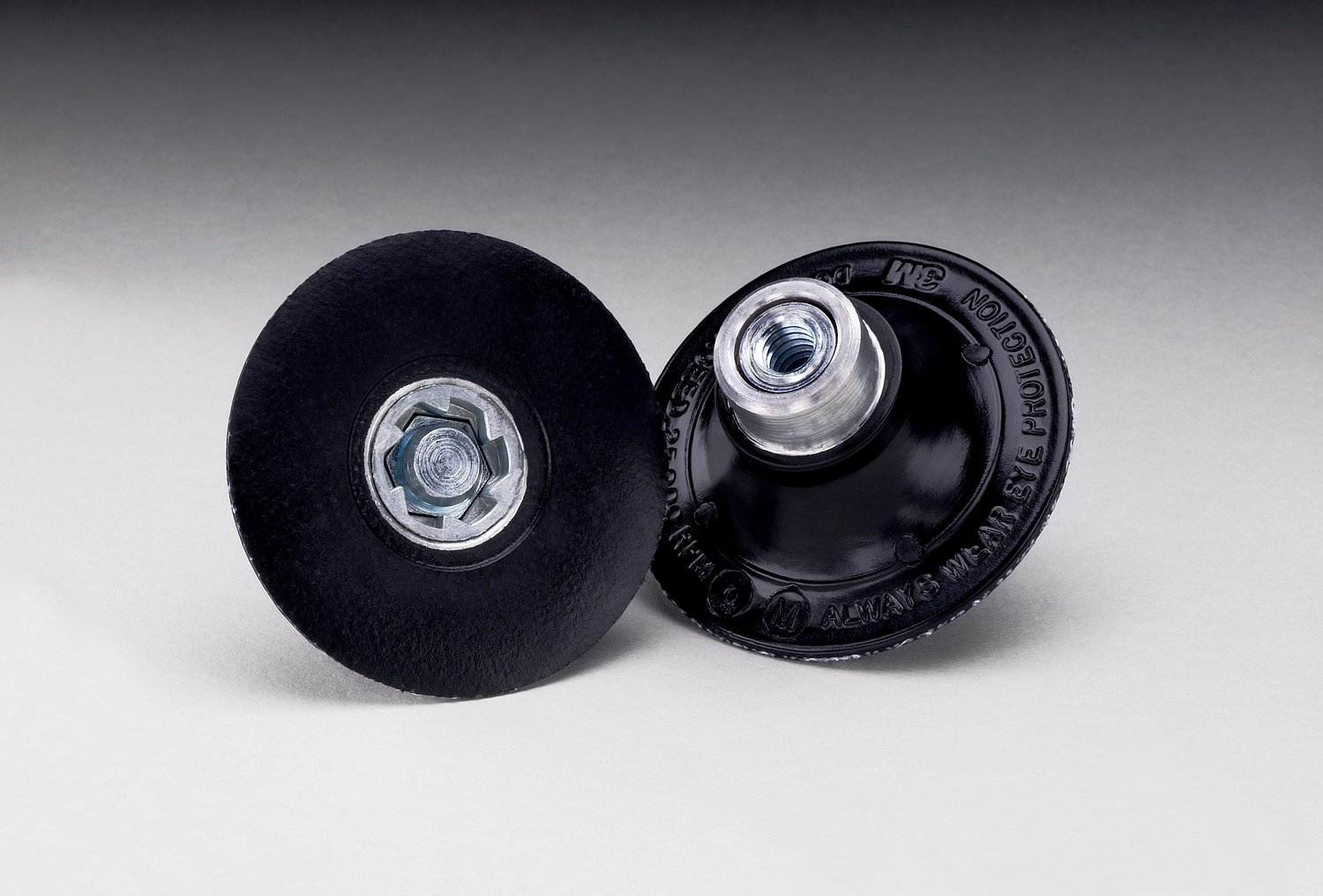 7000119311 - 3M Roloc Disc Pad TP 14197, Medium 2 in 1/4-20 Internal, 5 ea/Case