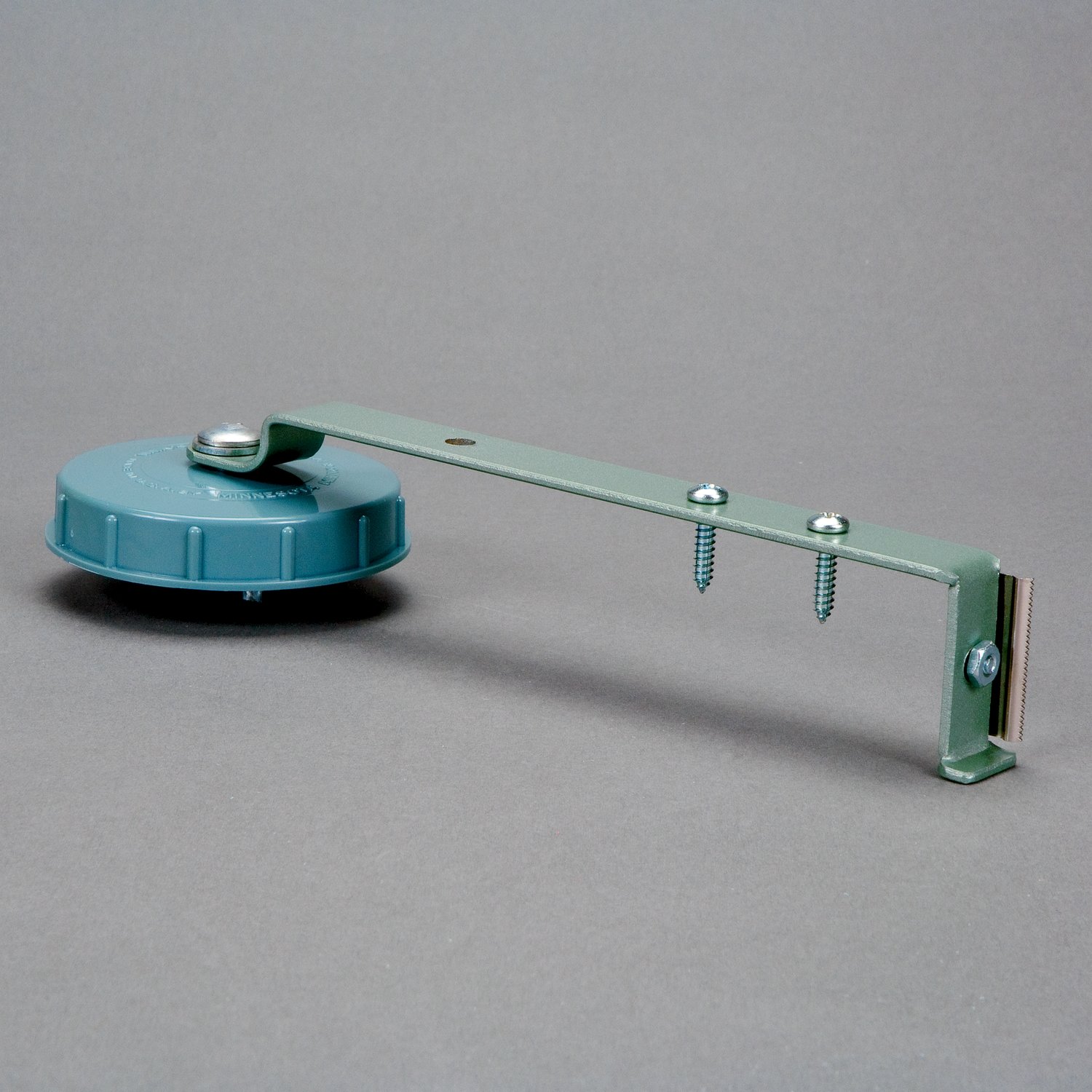7000129252 - 3M Utility Bracket Dispenser M73, 6 Each/Case