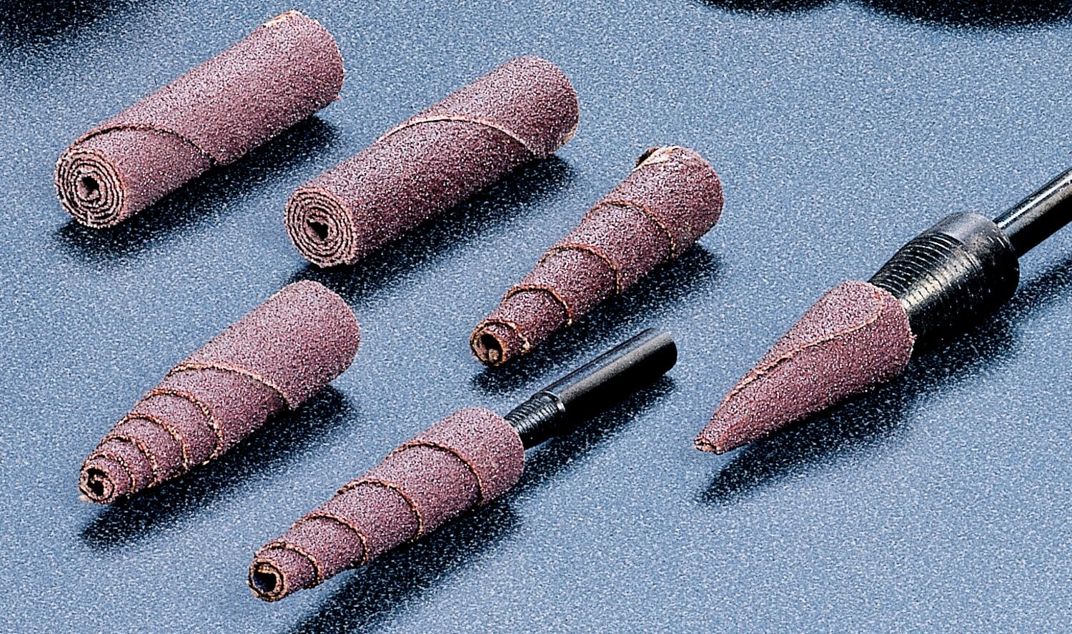 7010331314 - Standard Abrasives Zirconia Cartridge Roll, 727332, CR-FT, 60, 1/2 in x
1-1/2 in x 1/8 in, Full Tapered, 100 ea/Case