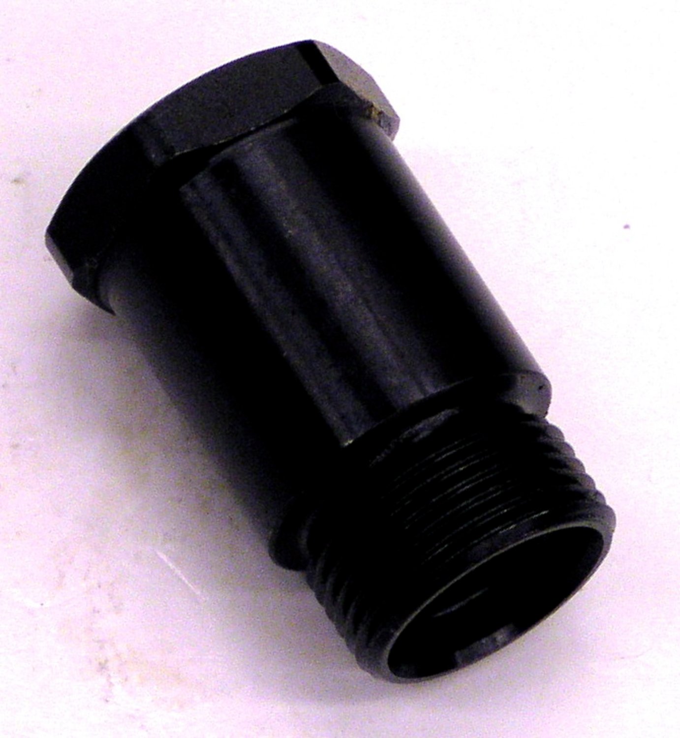 7010300114 - 3M Inlet Bushing 06607, 3/8 NPT (4 in)