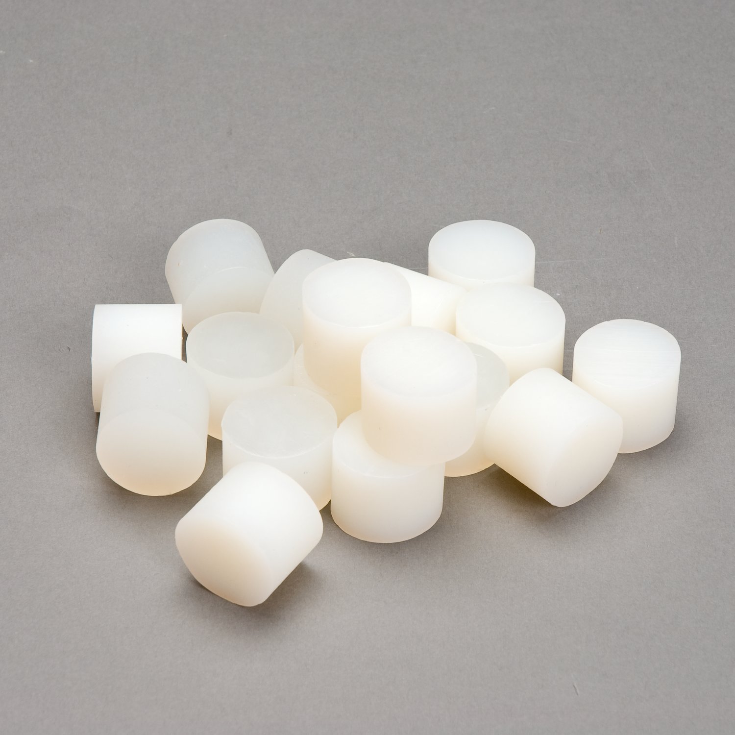 7100023018 - 3M Sprayable Hot Melt Adhesive 6111HT, Tan, Chips, 0.75 in x 0.75 in, 22 lb, Case