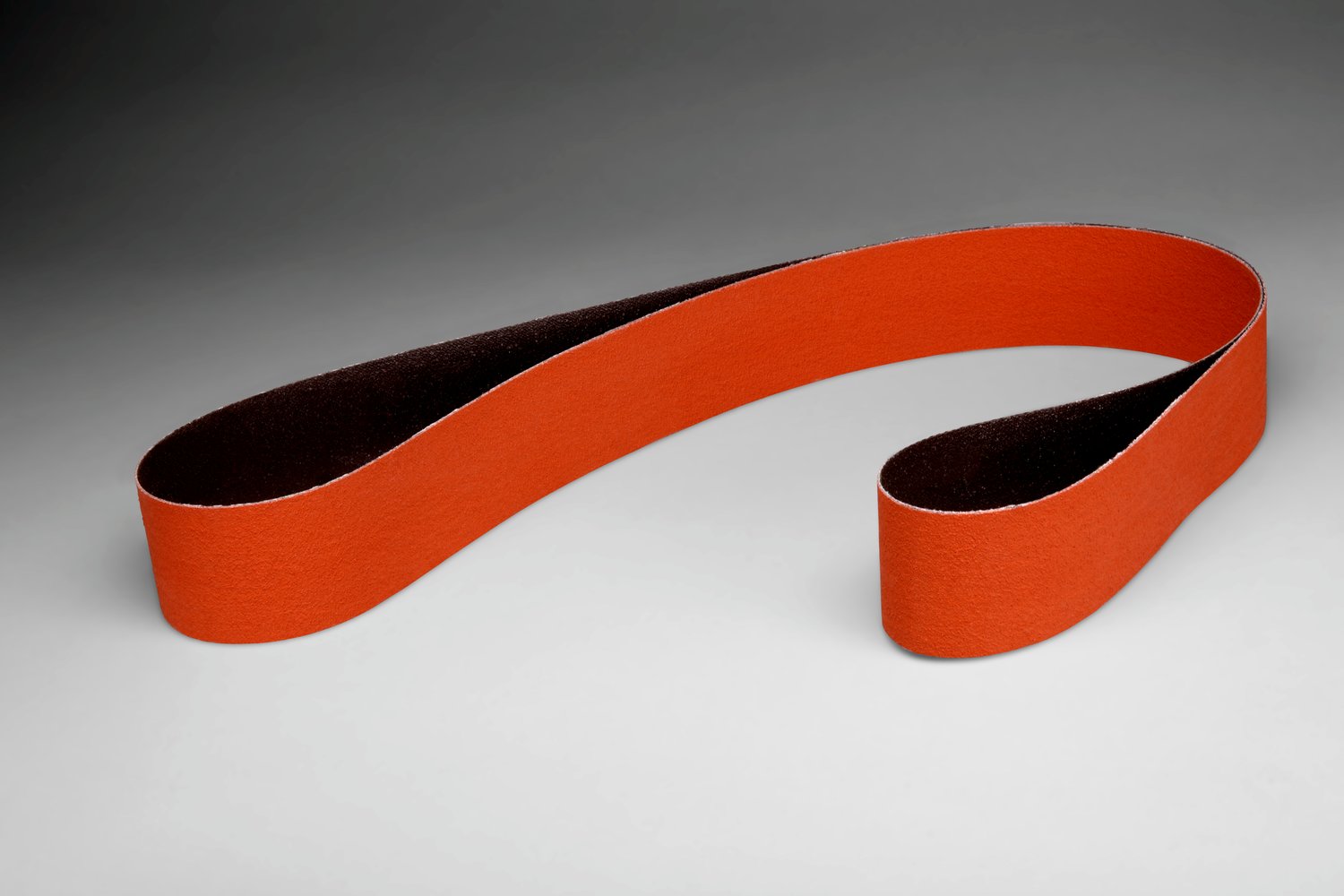 7010360178 - 3M Cloth Belt 747D, 80 X-weight, 2-1/2 in x 18-15/16 in, Film-lok, Single-flex, 50 ea/Case