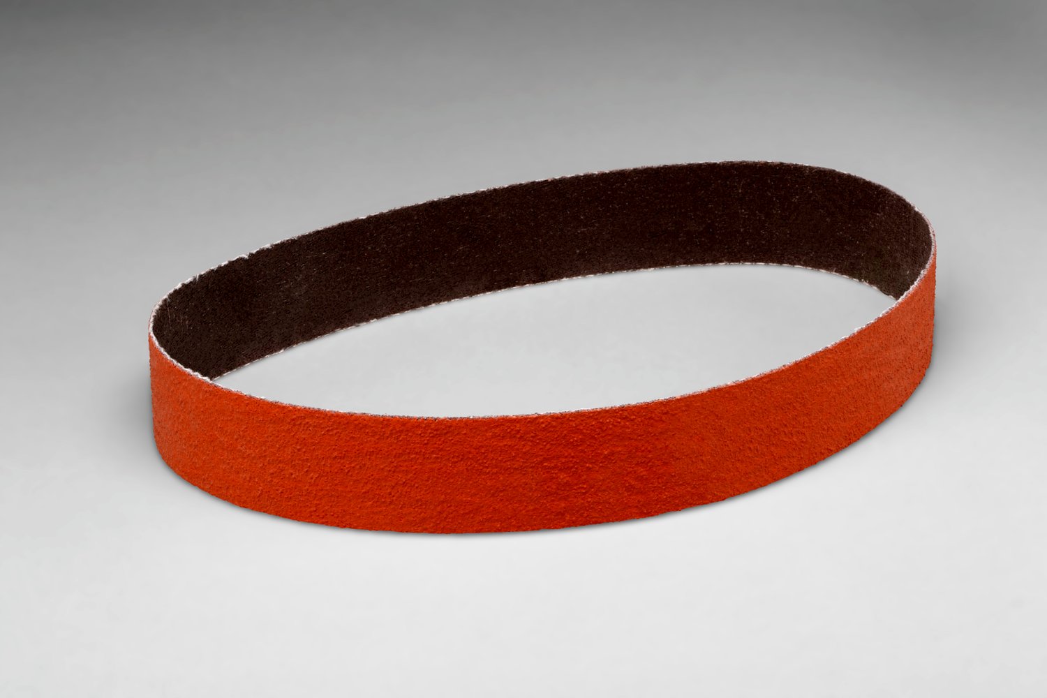 7010325979 - 3M Cloth Belt 747D, 80 X-weight, 1-1/2 in x 60 in, Film-lok, Single-flex, 50 ea/Case