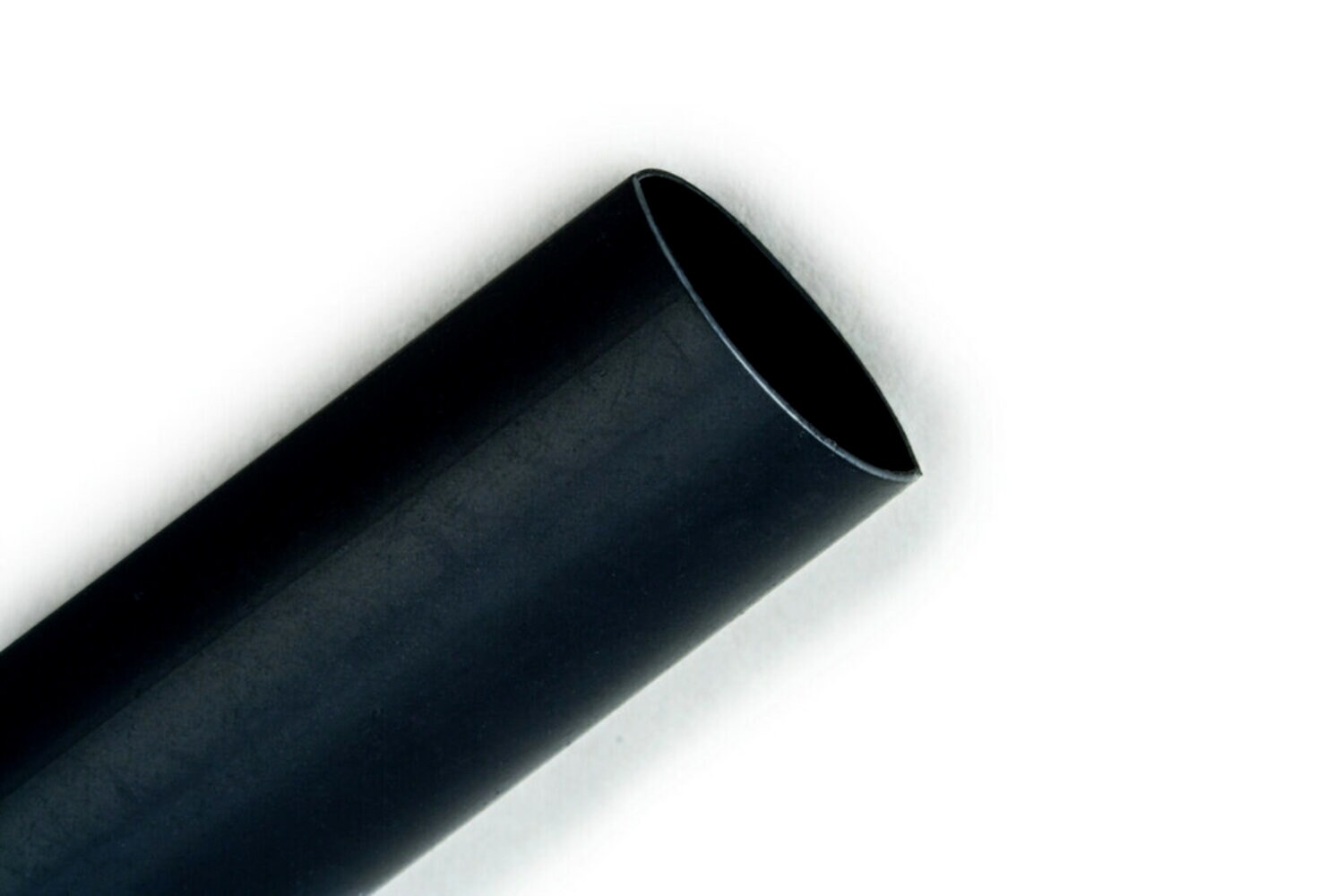 7100083076 - 3M Heat Shrink Thin-Wall Tubing FP-301-1.25-Black-4'-Bulk: 48 in length
sticks, 96 linear ft/box, 24/Case