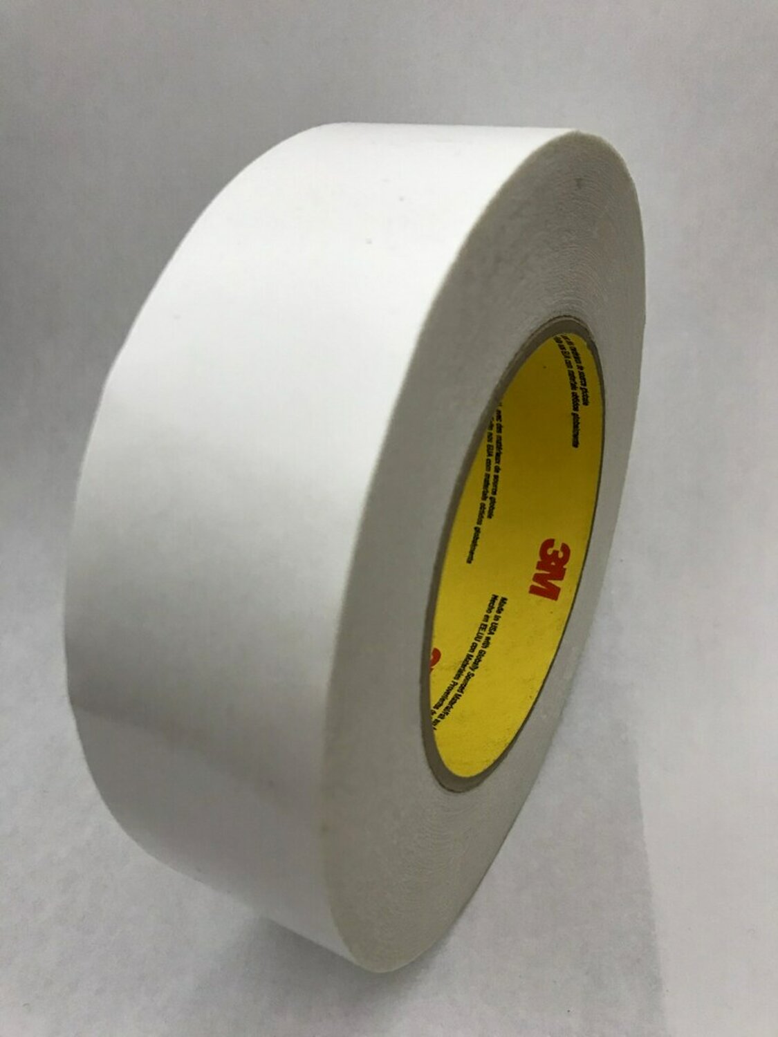 7100043925 - 3M Venture Tape Double Coated PET Tape 514CW, 1 in x 60 yd, 0.5 mil,
48 rolls per case