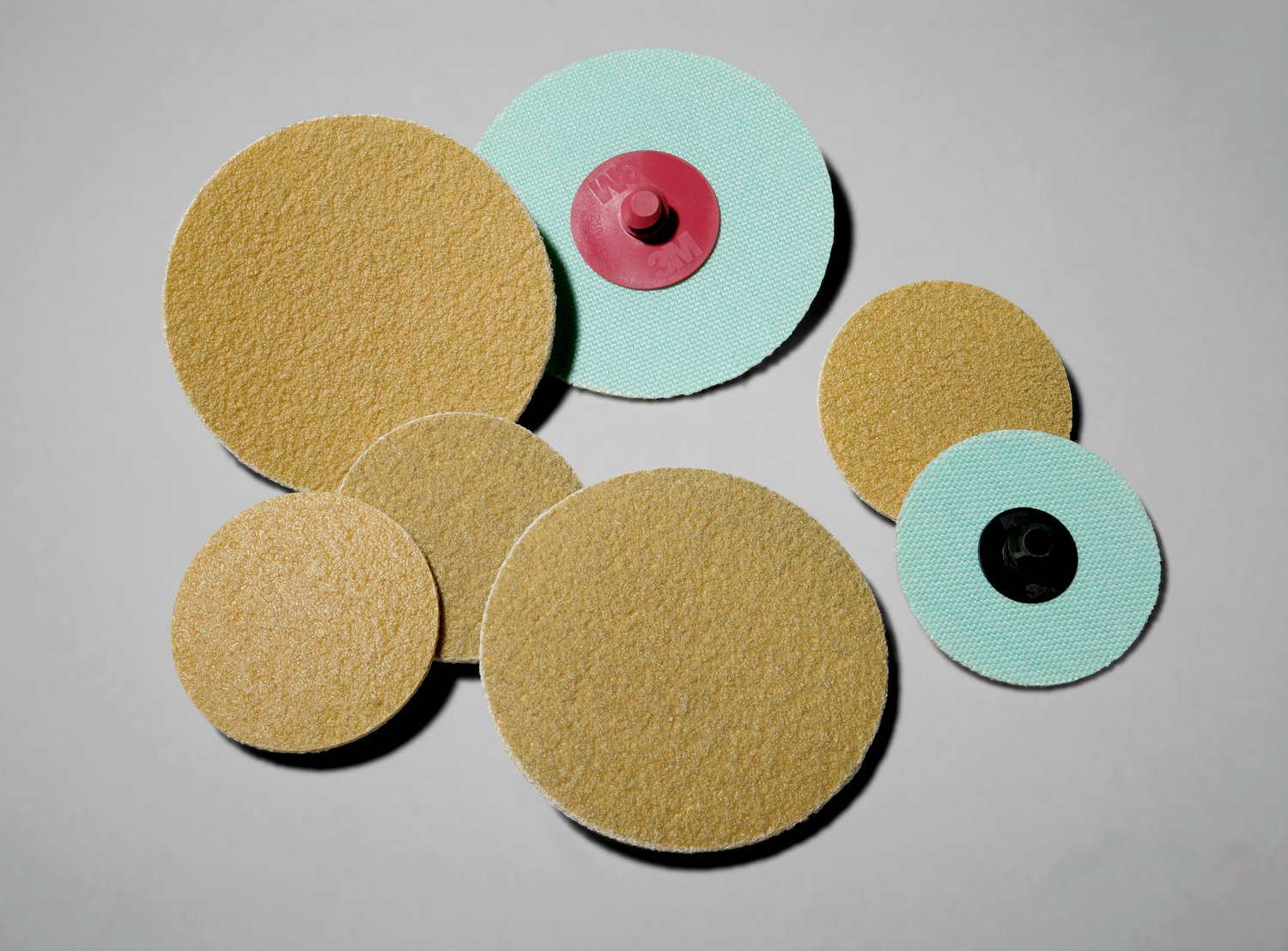 7100230923 - 3M Roloc Diamond Cloth Disc 676W, 400 Mesh, TR, 2 in, Hedge Hog, Die R200HH