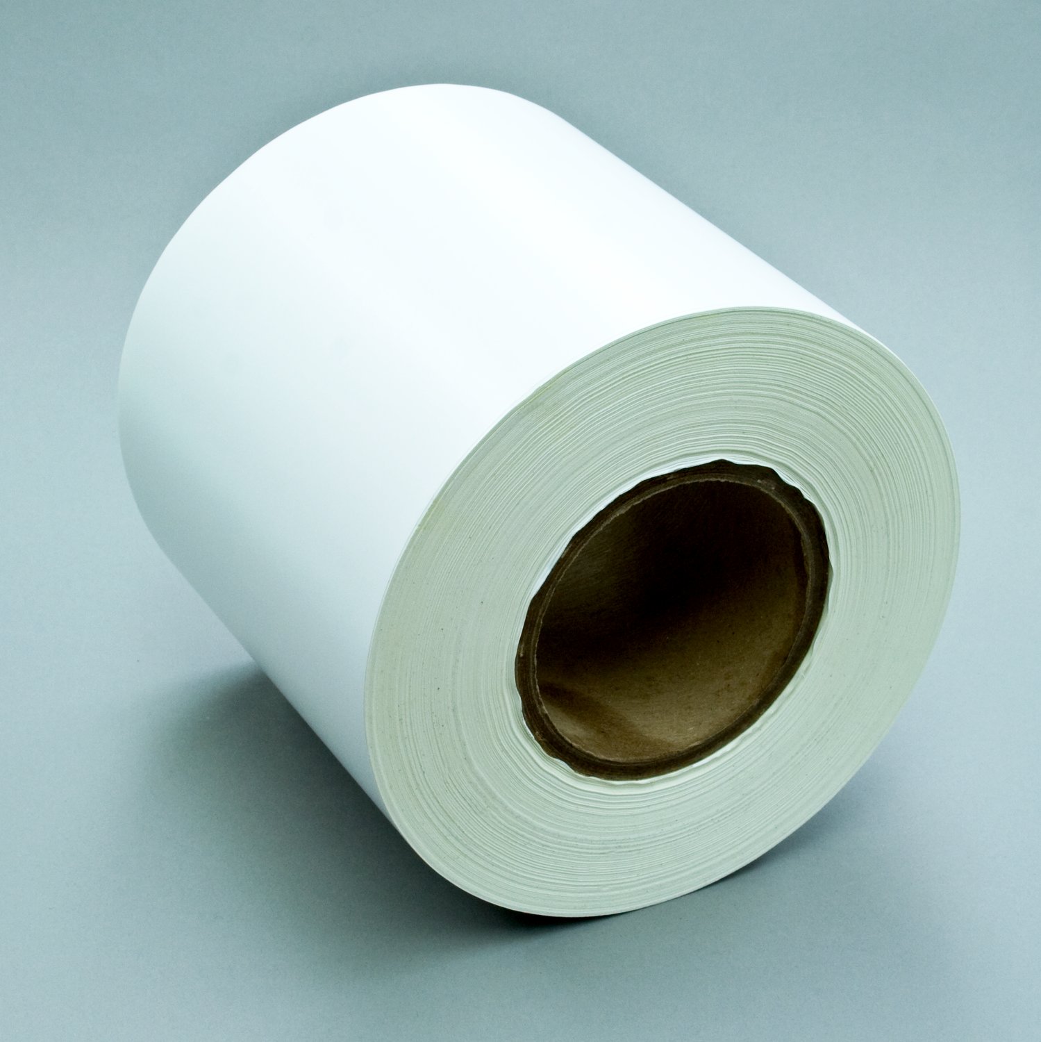 7000123907 - 3M Removable Label Material 7600, White Vinyl Gloss, 6 in x 1668 ft, 1 Roll/Case